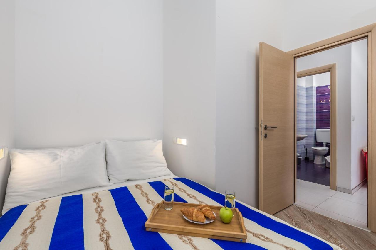 Romana And Tea Apartment *