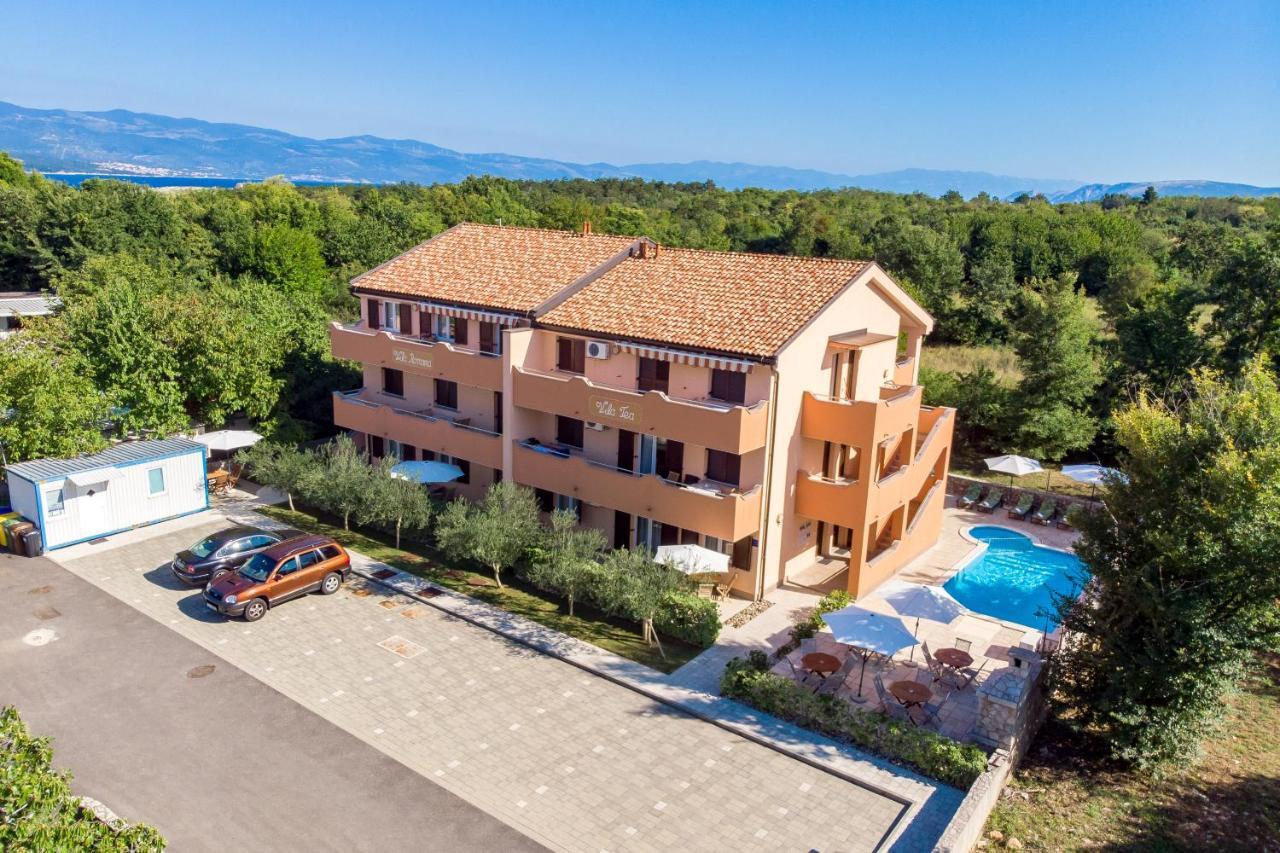 Romana And Tea Apartment Silo (Krk)